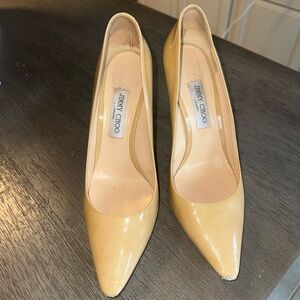 Jimmy Choo nude tan Pumps size 9